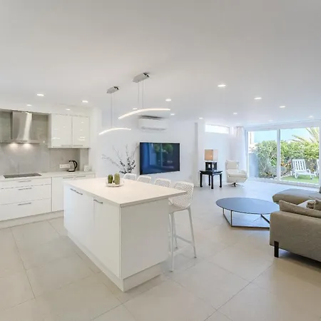Villa Luxury In Cristianos